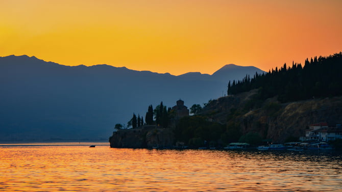Why Co-Hosting is a Smart Move for Your vacation Rental
